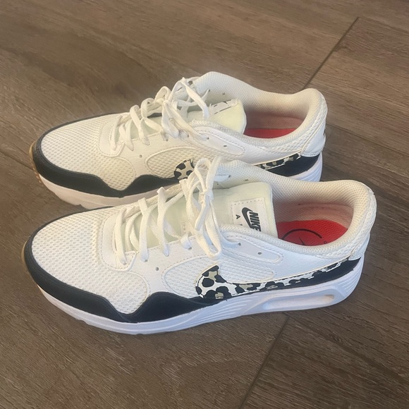 Nike Air Max - Picture 1 of 9